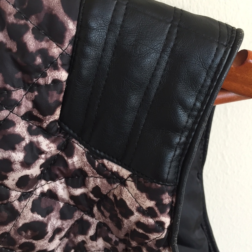 vest - Picture 3 of 3